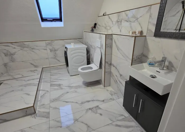 Komfortable Ideal Fuer Monteure & Gaeste Lejlighed